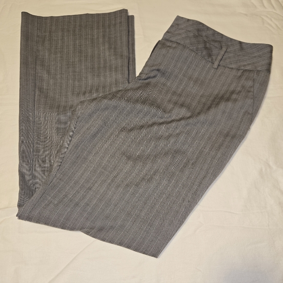 Mossimo Supply Co. Pants - Mossimo Stretch Dress Pant Women's Size 16 Gray With 31in Inseam